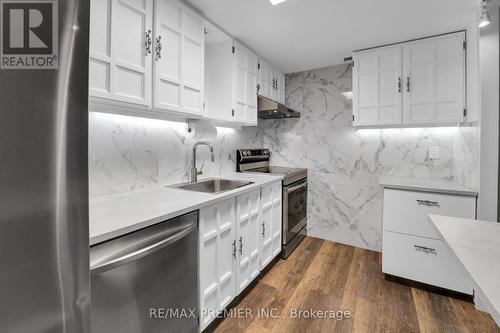303 - 1111 Steeles Avenue, Toronto C07, ON - Indoor Photo Showing Kitchen With Upgraded Kitchen