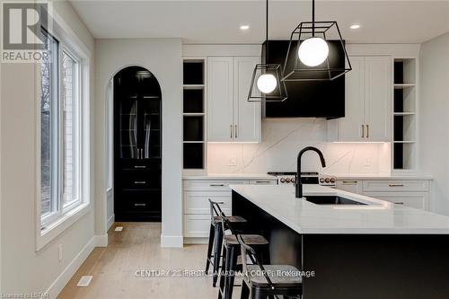 129 Aspen Circle, Thames Centre (Thorndale), ON - Indoor Photo Showing Kitchen With Upgraded Kitchen