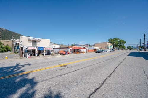 1040 Main Street, Okanagan Falls, BC 