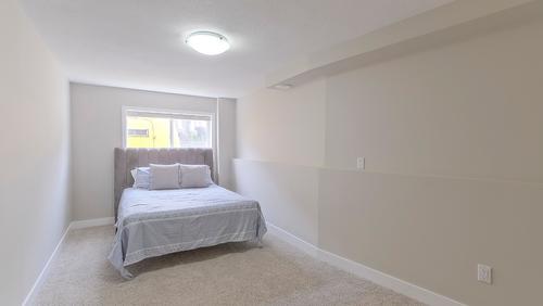 4181 6 Avenue, Peachland, BC - Indoor Photo Showing Bedroom