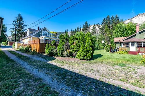 12609 Lakeshore Drive, Summerland, BC - Outdoor