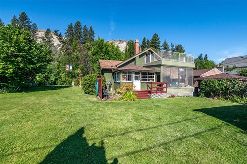 12609 Lakeshore Drive, Summerland, BC - Outdoor