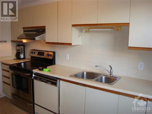 205 Glebe Avenue, Ottawa, ON - Indoor Photo Showing Kitchen With Double Sink