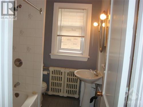 205 Glebe Avenue, Ottawa, ON - Indoor Photo Showing Bathroom
