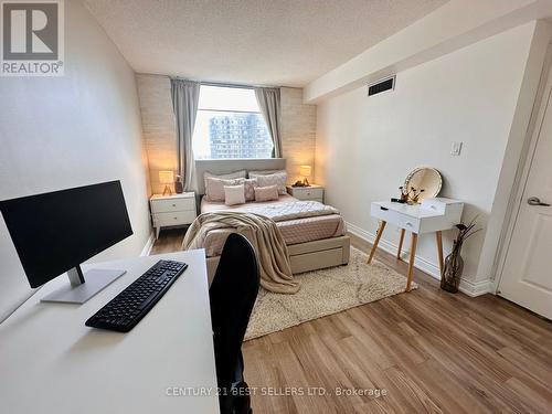 1801 - 265 Enfield Place, Mississauga, ON - Indoor Photo Showing Bedroom