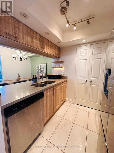 1801 - 265 Enfield Place, Mississauga, ON - Indoor Photo Showing Kitchen With Double Sink