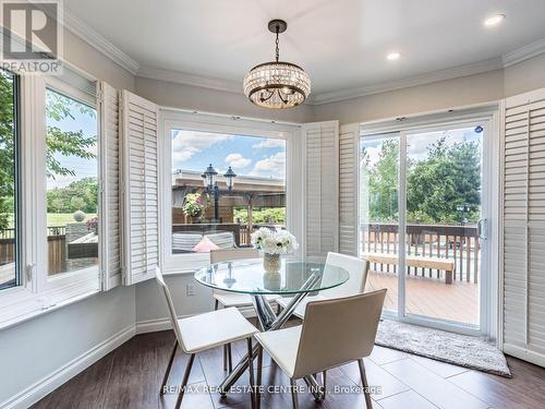 1499 Stoneybrook Trail, Oakville, ON - Indoor Photo Showing Dining Room