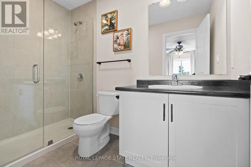 13 - 377 Glancaster Road, Hamilton, ON - Indoor Photo Showing Bathroom