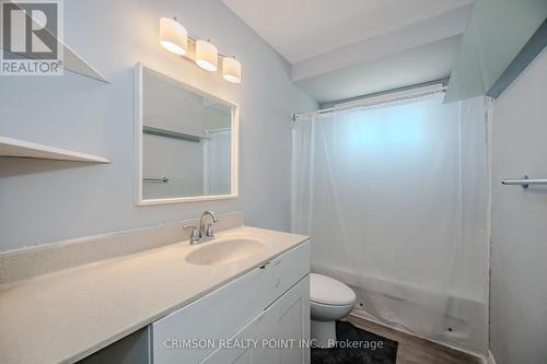 27 Stanlow Crescent, Hamilton, ON - Indoor Photo Showing Bathroom