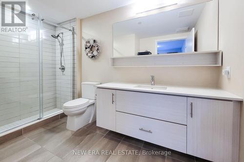 212 - 320 Plains Road E, Burlington (Lasalle), ON - Indoor Photo Showing Bathroom