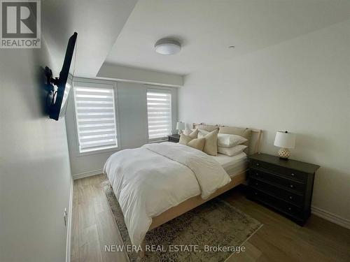 21 - 115 Longbranch Avenue, Toronto, ON - Indoor Photo Showing Bedroom