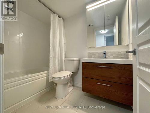 21 - 115 Longbranch Avenue, Toronto, ON - Indoor Photo Showing Bathroom