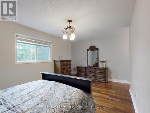 10 Bush Crescent, Wasaga Beach, ON - Indoor Photo Showing Bedroom