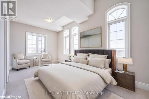 425 Threshing Mill Boulevard, Oakville, ON - Indoor Photo Showing Bedroom