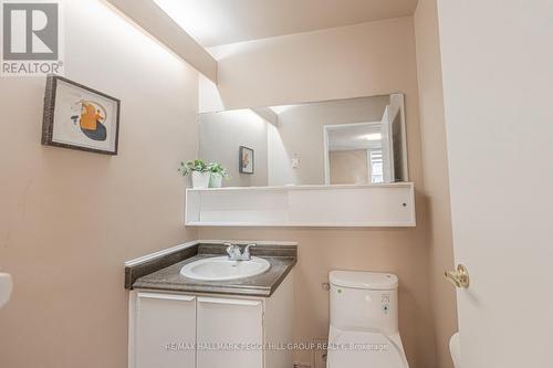 53 - 2 Albert Street, Barrie, ON - Indoor Photo Showing Bathroom