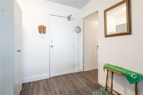 700 Dynes Road|Unit #1106, Burlington, ON - Indoor Photo Showing Other Room