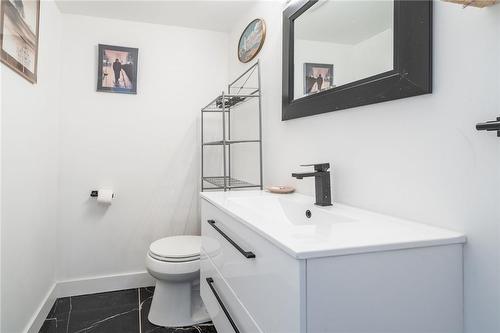 700 Dynes Road|Unit #1106, Burlington, ON - Indoor Photo Showing Bathroom