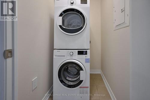 613 - 121 Highway 8 Road, Hamilton, ON - Indoor Photo Showing Laundry Room