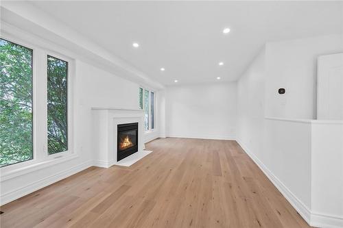 2170 Birchleaf Lane, Burlington, ON - Indoor With Fireplace