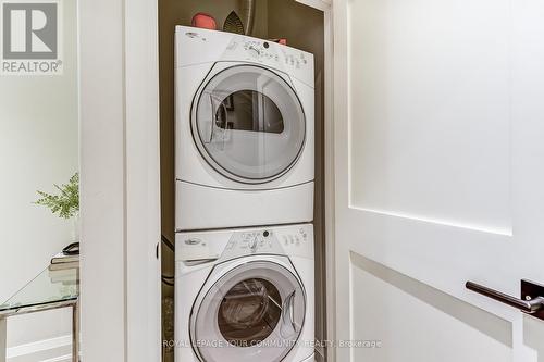 6 Croft Street, Toronto C01, ON - Indoor Photo Showing Laundry Room