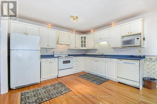 34 South Maloney Street, Marmora And Lake, ON - Indoor Photo Showing Kitchen