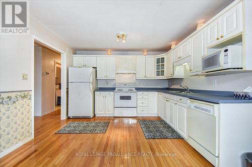 34 South Maloney Street, Marmora And Lake, ON - Indoor Photo Showing Kitchen