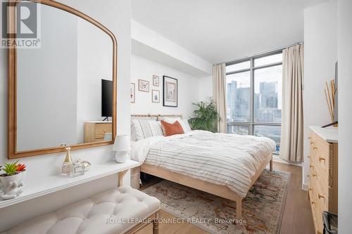 901 - 5 Mariner Terrace, Toronto, ON - Indoor Photo Showing Bedroom