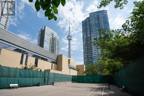 901 - 5 Mariner Terrace, Toronto, ON - Outdoor
