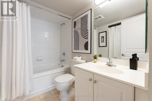 563 - 313 Richmond Street E, Toronto, ON - Indoor Photo Showing Bathroom