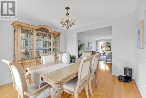 8 Charade Court, Toronto, ON - Indoor Photo Showing Dining Room