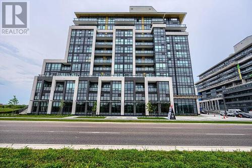 202 - 405 Dundas Street W, Oakville, ON - Outdoor