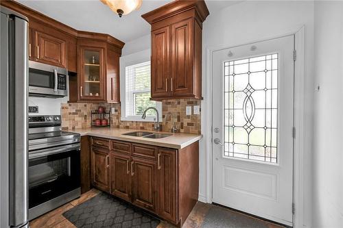 93 Fairfield Avenue, Hamilton, ON - Indoor Photo Showing Kitchen With Double Sink