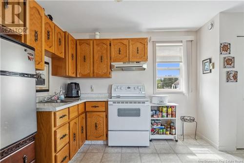 10443 Principale, Saint-Louis-De-Kent, NB - Indoor Photo Showing Kitchen With Double Sink