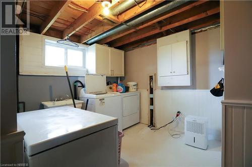 5 Birch Crescent, Temagami, ON - Indoor Photo Showing Laundry Room