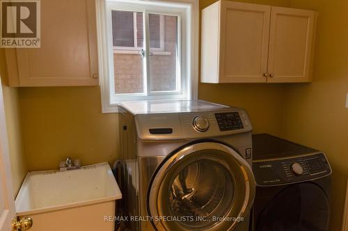 136 Van Scott Drive, Brampton, ON - Indoor Photo Showing Laundry Room