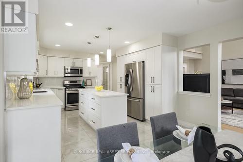 865 North Talbot Road, Windsor, ON - Indoor Photo Showing Kitchen