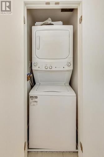 S309 - 112 George Street, Toronto C08, ON - Indoor Photo Showing Laundry Room