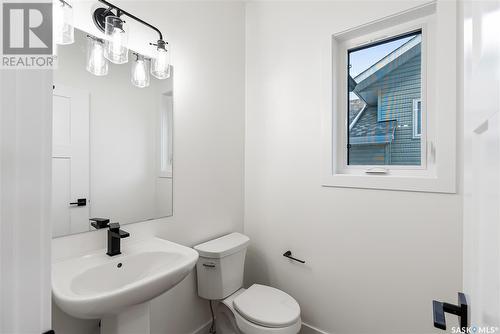 705 Sarazen Drive, Warman, SK - Indoor Photo Showing Bathroom