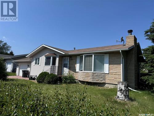 42 Shannon Street, Lanigan, SK - Outdoor