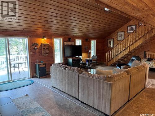 334 Lindsey Lane, Barrier Valley Rm No. 397, SK - Indoor Photo Showing Other Room With Fireplace