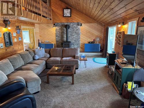 334 Lindsey Lane, Barrier Valley Rm No. 397, SK - Indoor Photo Showing Living Room With Fireplace