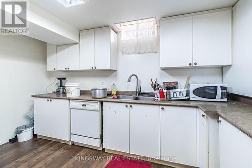 58 Leagate Street, Brampton (Fletcher'S Meadow), ON - Indoor Photo Showing Kitchen With Double Sink