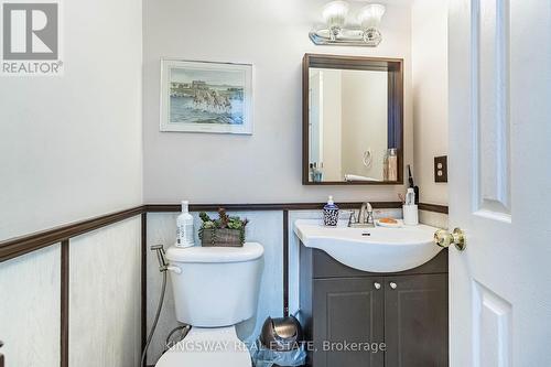 58 Leagate Street, Brampton (Fletcher'S Meadow), ON - Indoor Photo Showing Bathroom