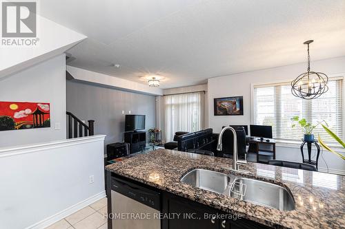 60 - 636 Evans Avenue, Toronto, ON - Indoor Photo Showing Living Room