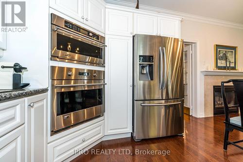 10 - 199 La Rose Avenue, Toronto, ON - Indoor Photo Showing Kitchen With Stainless Steel Kitchen