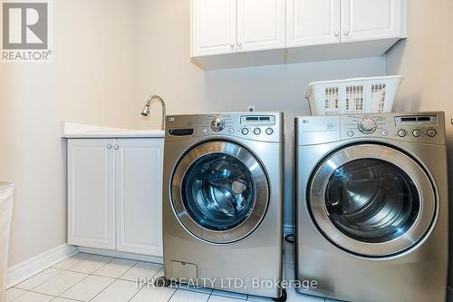 10 - 199 La Rose Avenue, Toronto, ON - Indoor Photo Showing Laundry Room