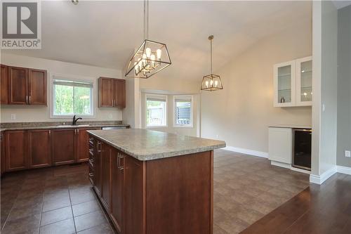 121 Bayside Crescent, Sudbury, ON - Indoor Photo Showing Kitchen