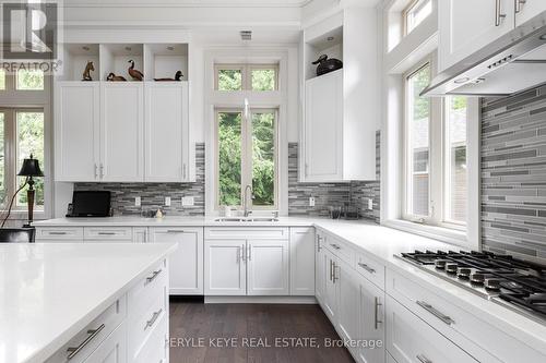 41 Clubhouse Drive, Huntsville, ON - Indoor Photo Showing Kitchen With Upgraded Kitchen