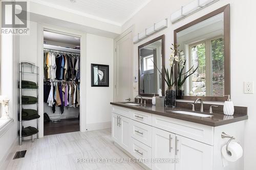 41 Clubhouse Drive, Huntsville, ON - Indoor Photo Showing Bathroom