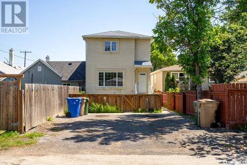 A & B 2030 Edgar Street, Regina, SK - Outdoor